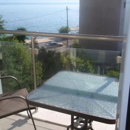 Banbus 2* Loutra Edipsou (Evia)
